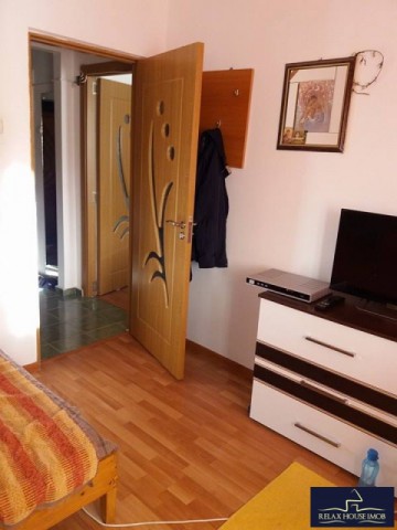 apartament-2-camere-cf1-decomandat-in-ploiesti-zona-nord-bloc-cubulet-2